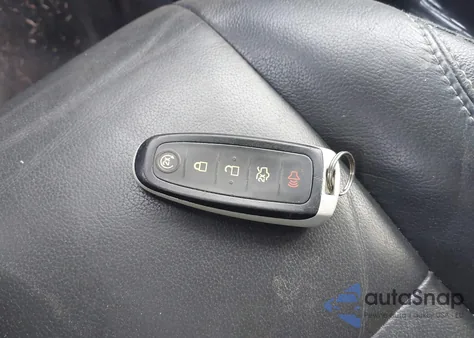 2014 Ford Escape Titanium z USA, uszkodzony, nr VIN 1FMCU0J93EUA39918